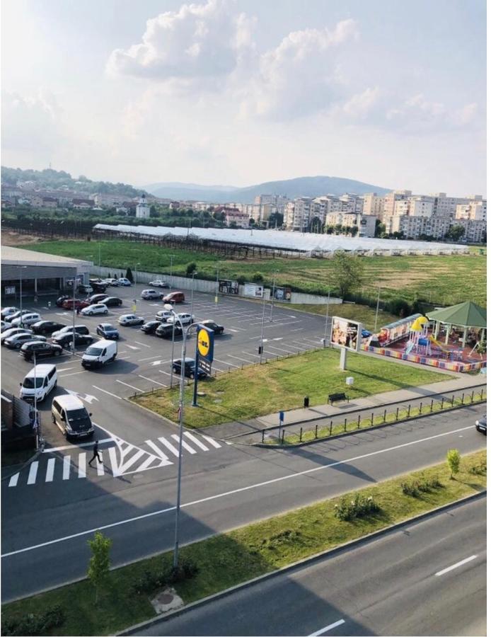 Apartment Luxury Râmnicu Vâlcea Kültér fotó